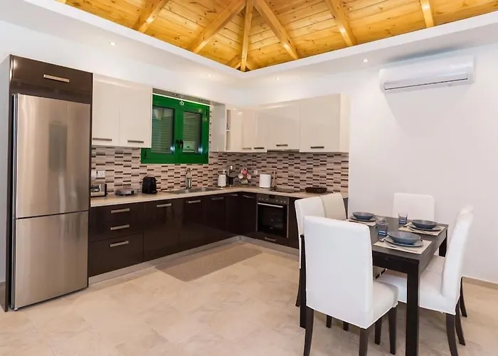 Family House, Individual And Fully Equipped House *