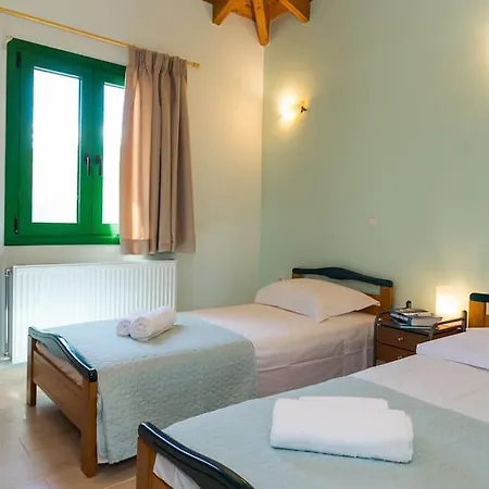 Family House, Individual And Fully Equipped House اليكاناس